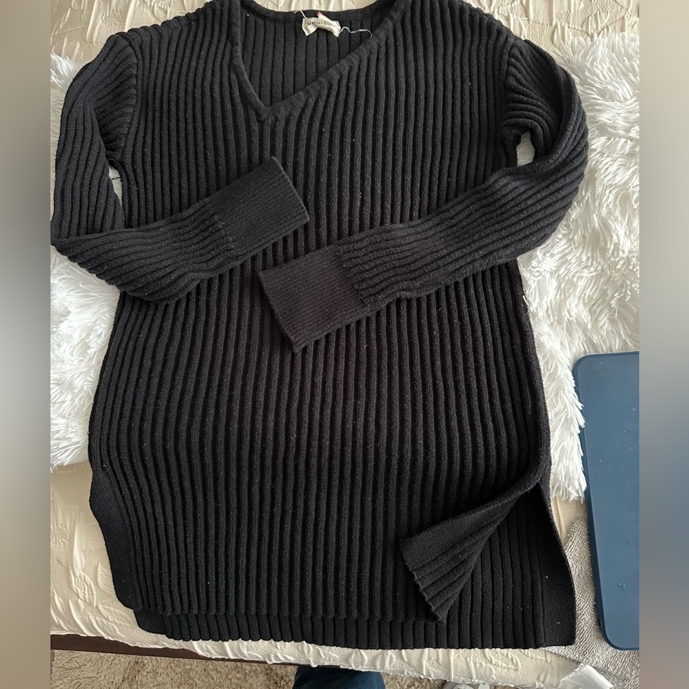 Tunic length sweater